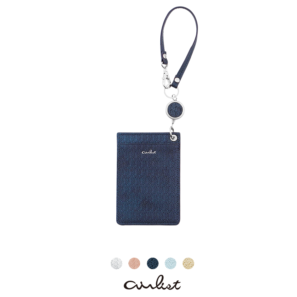 リリィ リール付きパスケース LILY [リリィ] ｜ 軽くてすっきりなお